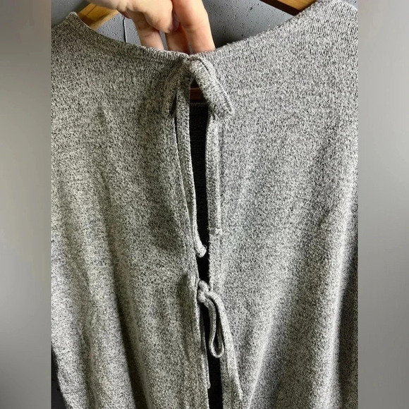 Aerie Just Add Leggings Women's Open Back Sweater - Picture 3 of 5